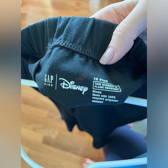 Gap Disney 100 Anniversary PJ set, NWT size 10 plus - Picture 11 of 13